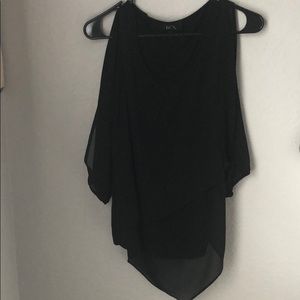 Black tunic with cold sleeves